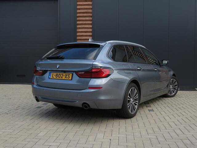 BMW 5-SERIE Touring 520d High Executive Sport-Line Airco Cr-control CarPlay Trekh