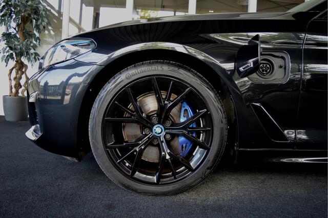 BMW 5-SERIE Touring 530e Hybride M-Sportedition | Comf Stoelen !