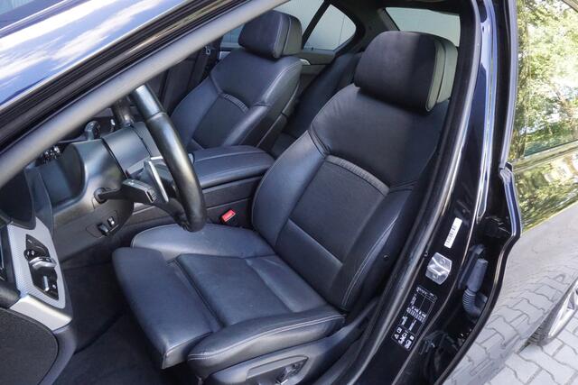 BMW 5-SERIE M550xd | HUD | ACC | Panorama | Softclose | Camera | Harman/Kardon |