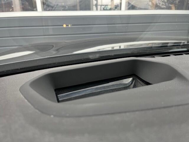 BMW 5-SERIE 530E TOURING M-SPORT - PANO - LASER - ADAPTIEF