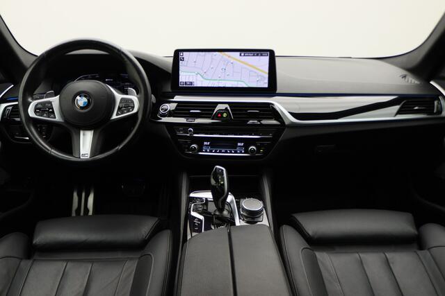 BMW 5-SERIE Touring 530e xDrive High Executive M-Sport Leer, Laser, ACC, 360° Camera, H&K, Panoramadak, Head-up, Trekhaak, 18''