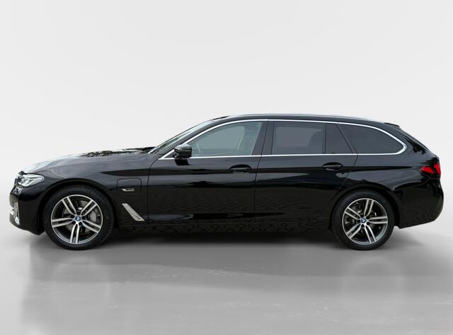 BMW 5-SERIE 520e High Executive I Leder I HarmanKardon I Camera I Keyless