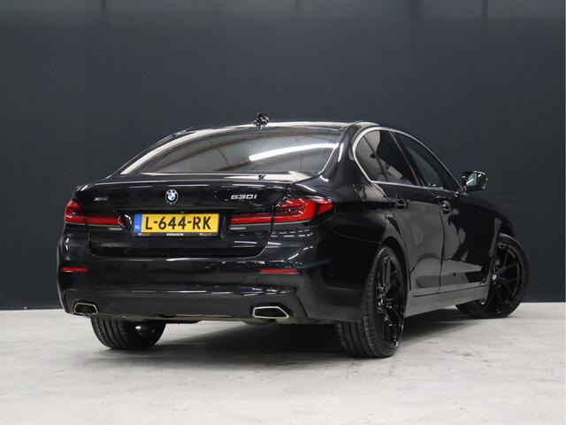 BMW 5-SERIE 530i xDrive High Executive [CAMERA, ADAPTIVE CRUISE CONTROL, APPLE CARPLAY, ANDROID AUTO, MEMORY SEATS, TREKHAAK, STUURVERWARMING, NIEUWSTAAT]
