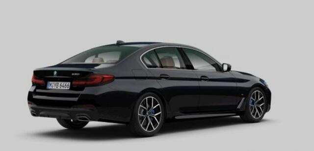 BMW 5-SERIE 530i High Executive Edition M Sport - Schuifdak - Comfortstoelen - Parking Assistant Plus - Elektrisch verwarmde voorstoelen - High Beam Assistant - Hifi - BMW Laserlight - Stuurwielrand verwarmd -