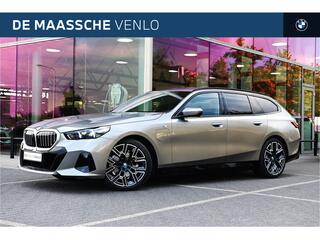 bmw-5-serie-touring-530e-m-sport-au
