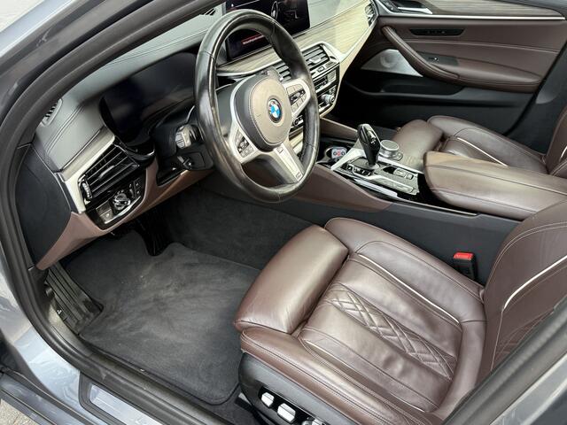 BMW 5-SERIE Touring 530d Luxury Line Plus | Bowers & Wilkins | Head UP | Panoramadak