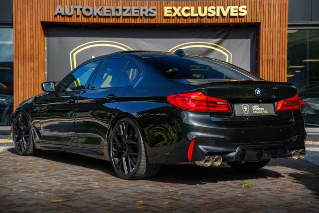 BMW 5-SERIE 540i Executive M-Pakket Panodak Leer HUD Keyless Camera ACC