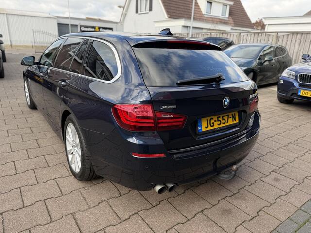 BMW 5-SERIE Touring 528xi Luxury Edition