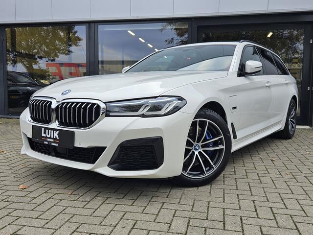 BMW 5-SERIE Touring 530e High Executive + M-SPORT + LASER + PANO DAK + HARMAN KARDON + KEYLESS