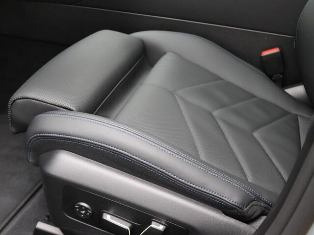 BMW 5-SERIE Touring 530e M Sportpakket | Trekhaak | Panoramadak | Driving Assistant | Parking Assistant | Harman Kardon | 19''