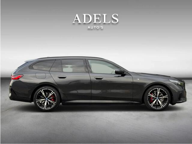 BMW 5-SERIE Touring 530e M Sport Pro Edition HUD H/K Sound Trekhaak NL Auto 3500km NAP!