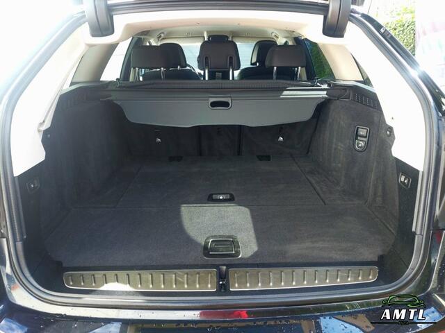 BMW 5-SERIE Touring - 520i High Executive Edition