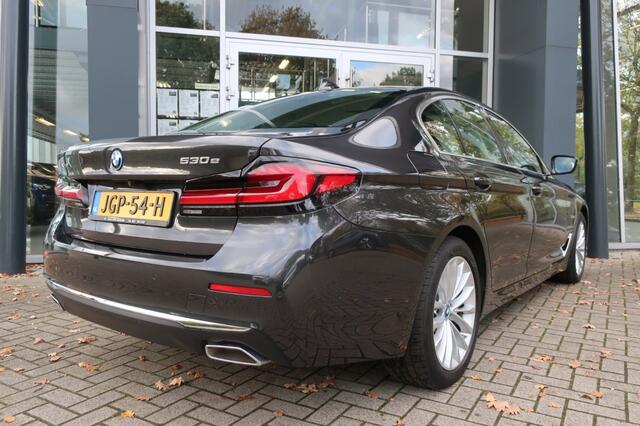 BMW 5-SERIE 530E X-DRIVE LUXURY LINE, Elektr. Schuifdak, Laser LED, etc.