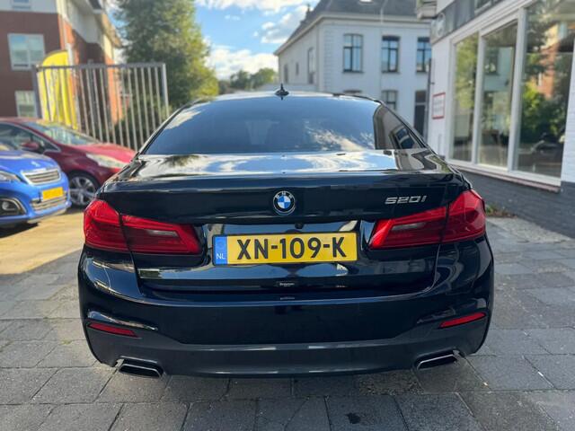 BMW 5-SERIE 520i High Executive M-Sport