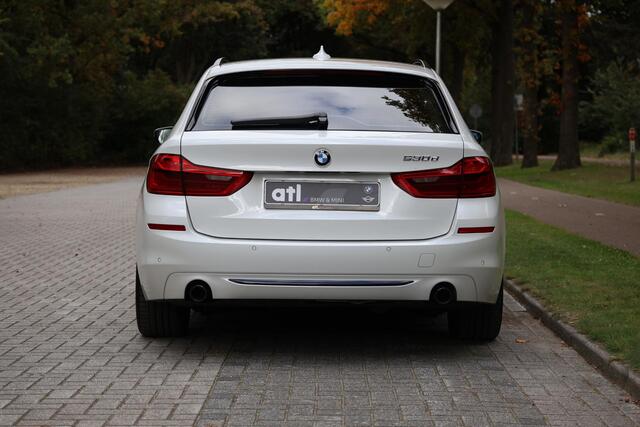 BMW 5-SERIE Touring 530d High Executive Sportline, Elektrische trekhaak, BMW Live Cockpit Professional, Shadowline, etc.