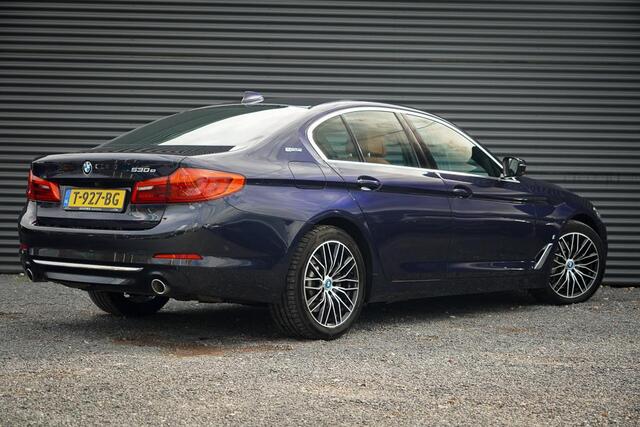 BMW 5-SERIE 530e iPerformance High Executive / Adaptive / HUD / Comfortstoelen / Drive Assist Pro
