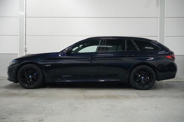BMW 5-SERIE Touring 530e xDrive M-Sport | Panoramadak | Harman Kardon | Head Up