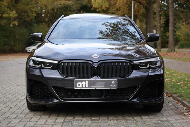 BMW 5-SERIE Touring 530i High Executive M-Sport | 20"| Pano | HUD | 360 Cam | Standkachel | Keyless | Driving Assistent Pro | Clima 4-zone | Comf stoel met memory | Achterbank verwarmd | etc.