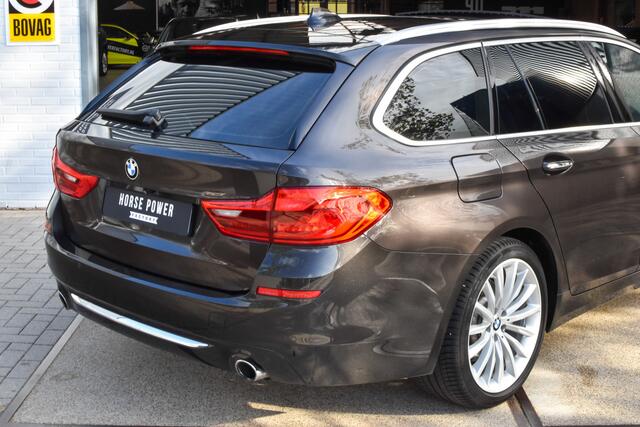 BMW 5-SERIE Touring 530i High Executive Luxury Line *Garantie | HUD | Pano | Comfort/Leder | Memory | Keyless | Blindspot | Apple Carplay*