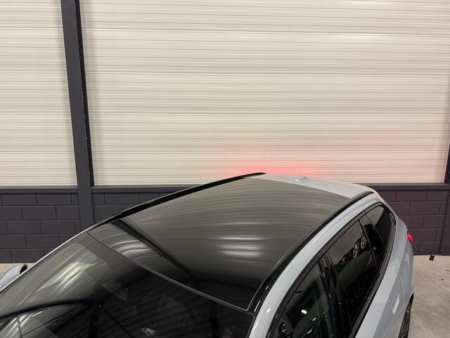 BMW 5-SERIE Touring 520i M-Sport BROOKLYN-GRAU/PANO/TREKHAAK/H&K/HEAD-UP/360CAMERA/VENTILATIE//DRIVING ASS.PRO/ADAPTIVE-LED/19"M-SPORT/STANDKACHEL/NIEUWPRIJS ¤ 94.454,-, NU 9 MAANDEN OUD ¤ 65.850,-!!!!!