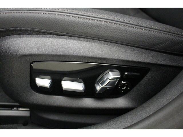 BMW 5-SERIE 530e M-Sport | 19" | Trekhaak | Harman Kardon | Driving Assistant Professional | High Executive | Comfortzetels