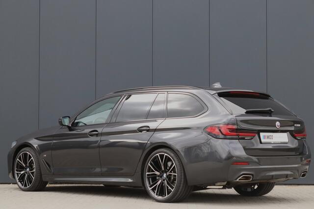 BMW 5-SERIE 530i M Sport Laser Pano Comfort 20 inch -VOL-