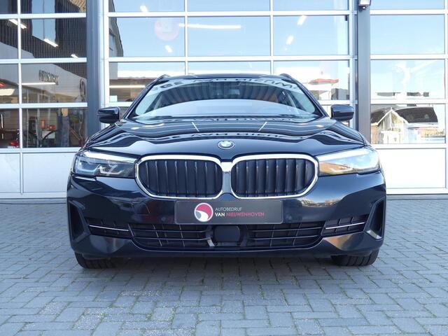 BMW 5-SERIE Touring 530e High Executive *t/m 10de bouwjaar garantie!