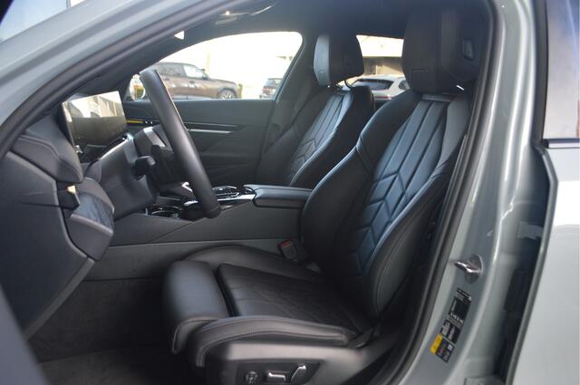 BMW 5-SERIE Touring 530e M Sport Automaat / Trekhaak / M Sportonderstel / Achteruitrijcamera / Comfort Access / Adaptieve LED / Stoelverwarming
