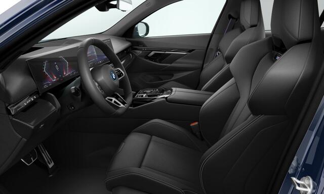 BMW 5-SERIE 550e xDrive | M-Sport Pro | 21'' | Panorama. | Driv. Prof. | Stoelvent. | Head-Up | Park. Plus | Comf. Acc. | Stuur + stoelverw. voor/achter | Trekhaak | M stoel