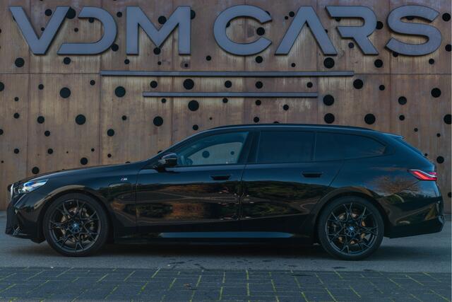BMW 5-SERIE Touring 530e | M-Sportpakket | Comfort Pack | 21" M Performance | Innovation Pack | Trekhaak |