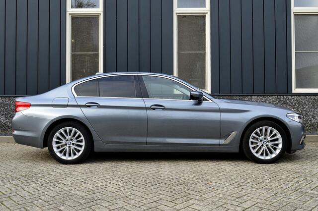 BMW 5-SERIE 530e xDrive iPerformance High Executive Rijklaarprijs-Garantie Leder Navigatie Camera Led Head-Up Airco