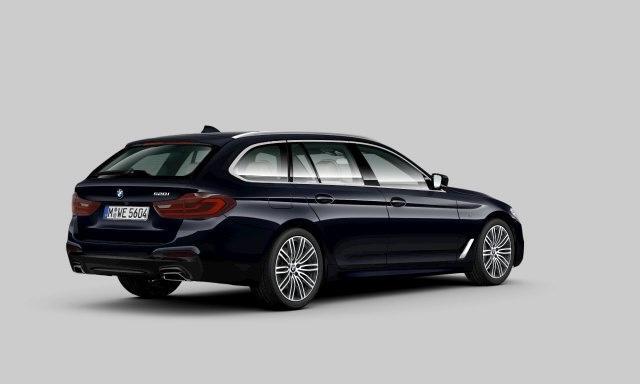 BMW 5-SERIE Touring 520i M-Sport | Panoramadak | Adapt. Cruise Control