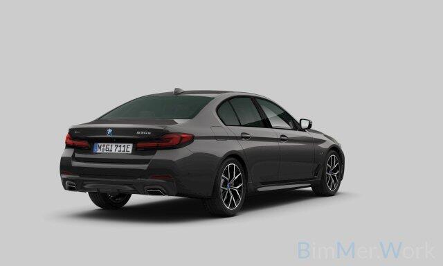 BMW 5-SERIE 530e xDrive M-Sport Pano ACC H/K HUD Comf-zetels DAB