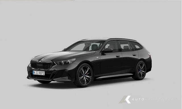 BMW 5-SERIE 530e xDrive M Sport Pro | Driving Ass. Prof. | Harman/Kardon | Keyless | Camera | Trekhaak | 20' Inch |
