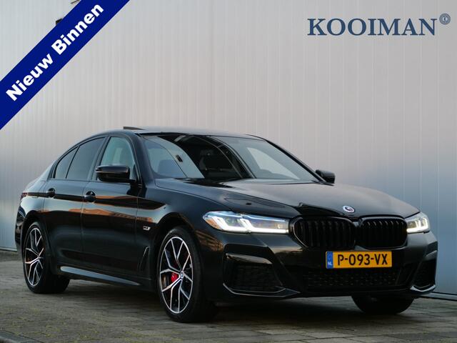 BMW 5-SERIE 520e Business Edition Plus 204 Pk Automaat Navi / Leer / Schuidak / Camera / Apple Carplay / M-pakket