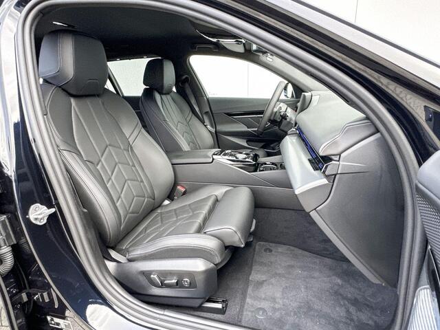 BMW 5-SERIE Touring 530e M Sport | Trekhaak | 19 Inch