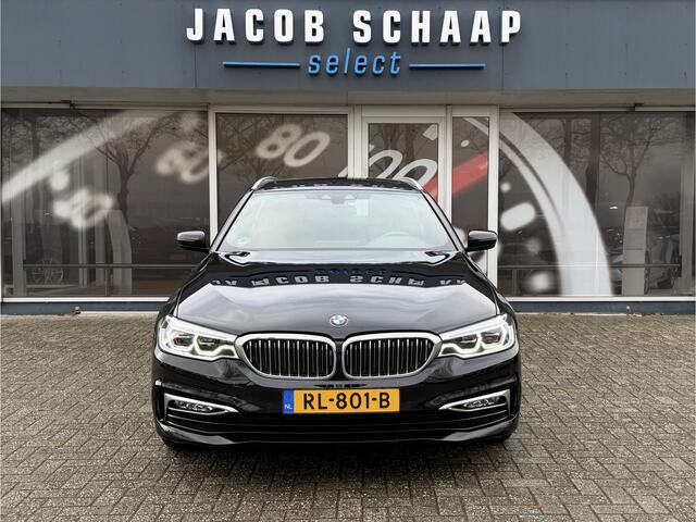BMW 5-SERIE Touring 520i High Executive Luxury Automaat / Pano dak / 18"LM / Leder / Camera