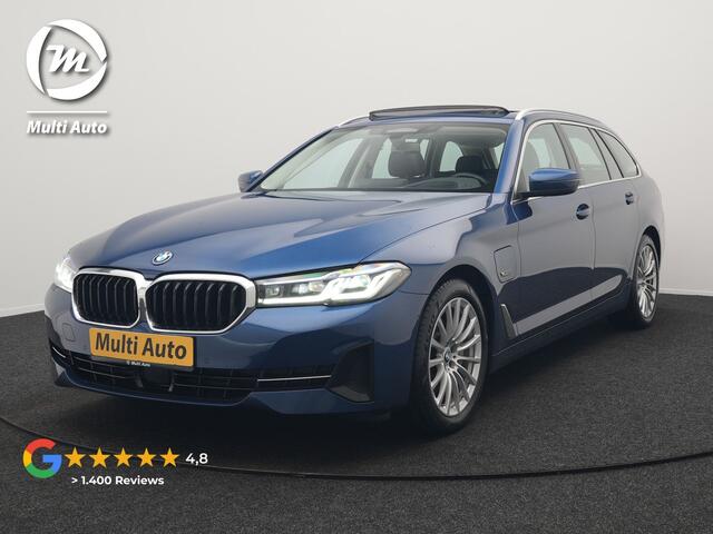 BMW 5-SERIE Touring 530e Sportline Plug In Hybrid 293pk Dealer O.H. PHEV | Panodak | Head Up | Adaptive Cruise | Laser LED | Lederen Sportstoelen Verwarmd | Apple Carplay | Sfeerverlichting | Navigatie | Virtual | Keyless | Blis | DAB |