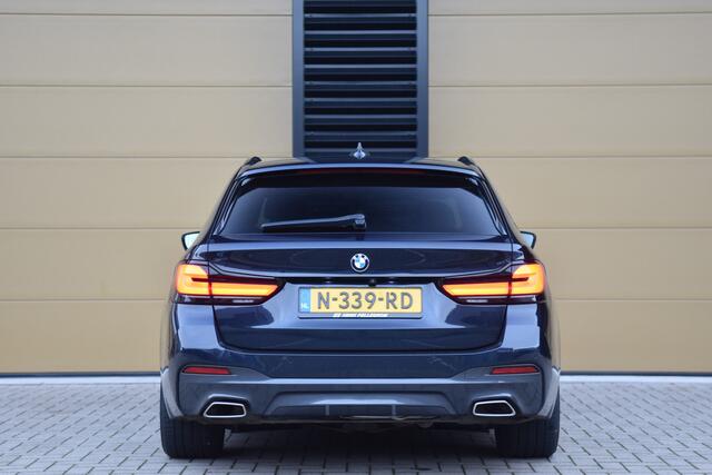 BMW 5-SERIE Touring 540i xDrive High Executive * M-Sport * Panoramadak * Laser * Stoelmassage * Softclose *