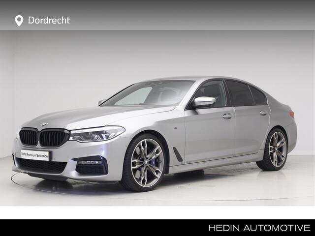 BMW 5-SERIE 540i M-Sport | Individual Donington Gray | M550i LM velgen | Trekhaak | Lederen dash | Harman Kardon | Trekhaak