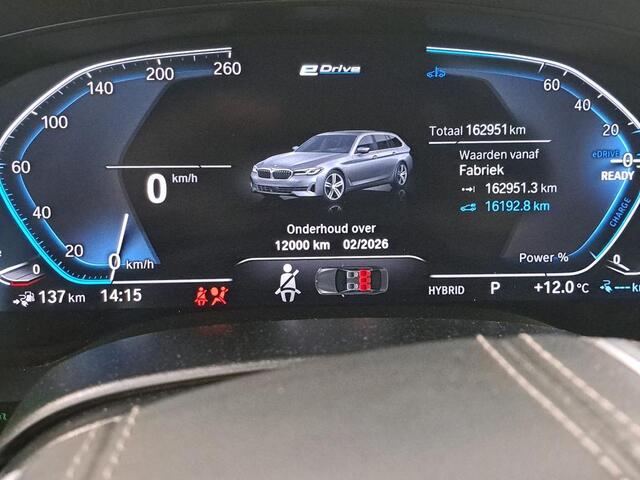 BMW 5-SERIE Touring 520e Aut. Hybrid BuExe Editon Plus | Panorama | Leder | Memory | New Model | Full
