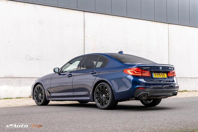 BMW 5-SERIE 520i M-sport