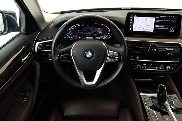 BMW 5-SERIE 530e HIGH EXECUTIVE -LUXURY-LINE|PANO.DAK|HEAD-UP DISP.|360°CAM|ADAP.DEMP.|PRIVACY.GLAS|ADAP.LED