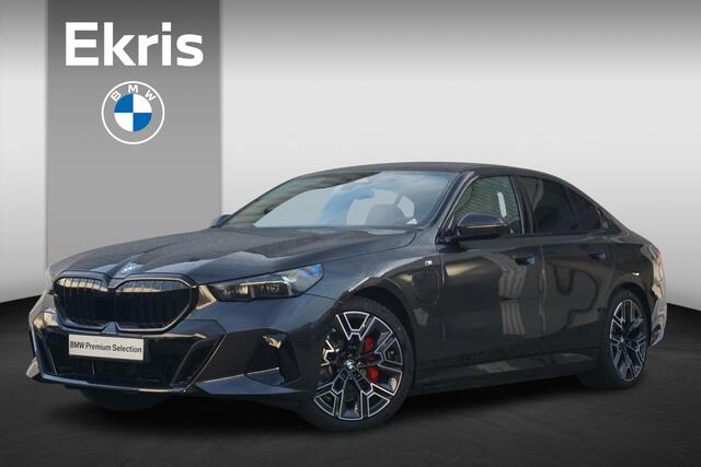 BMW 5-SERIE Touring 530e M Sportpakket Pro 20'' / Harman Kardon / Comfortstoelen met stoelventilatie / Driving Assistant Professional / Trekhaak