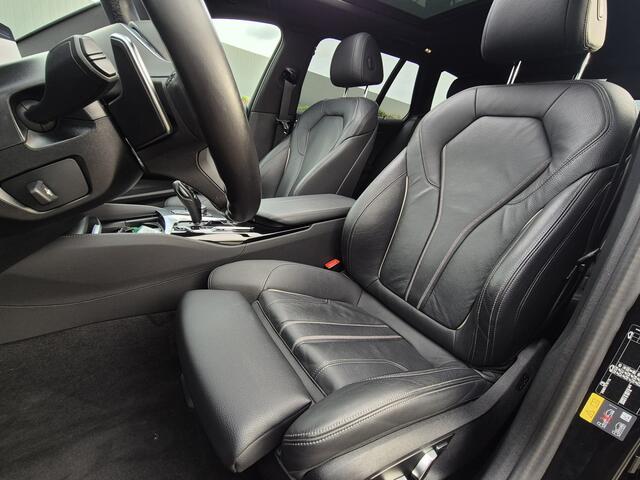 BMW 5-SERIE 530 e M-Sport Hybride Schuifdak, Leder M-pakket.