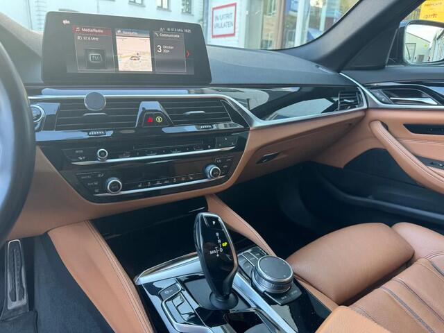 BMW 5-SERIE 520i High Executive M-Sport