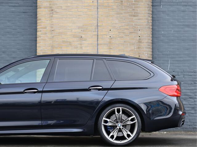 BMW 5-SERIE Touring M550d xDrive M Sport | 400PK | Nappa Leder | Panorama | HUD | Harman/Kardon |
