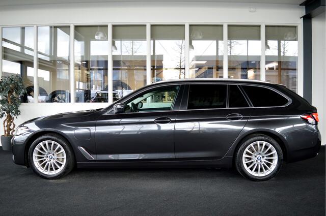 BMW 5-SERIE Touring 530e Hybride Sport Line | Vol !