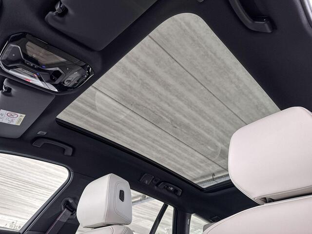 BMW 5-SERIE Touring 520i | M Sportpakket Pro | Innovation Pack | Travel Pack | Comfort Pack | Trekhaak