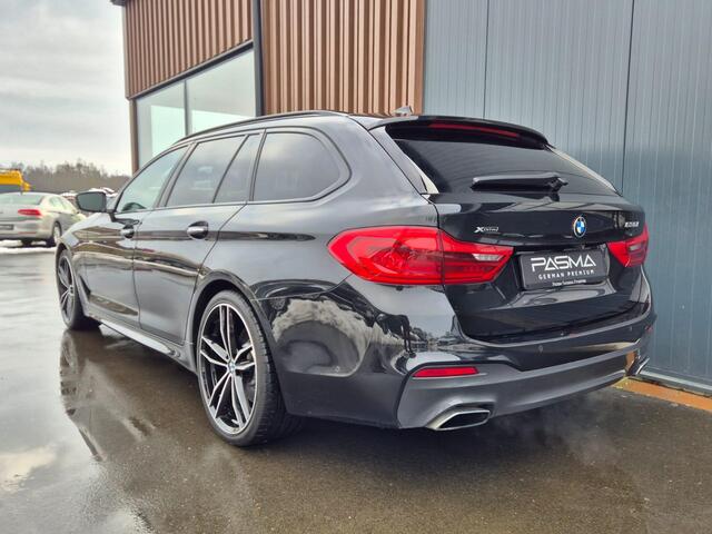 BMW 5-SERIE Touring 530i xDrive High Executive M-Sport | HUD | Pano | 19'' | Verw. stuur | DAB